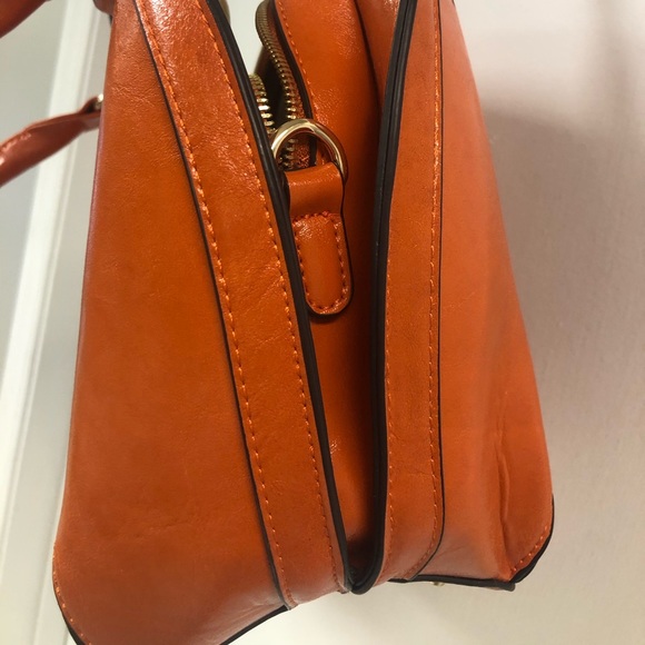 Sorrentino Oval Structured Satchel Handbag
NWT - Picture 5 of 5